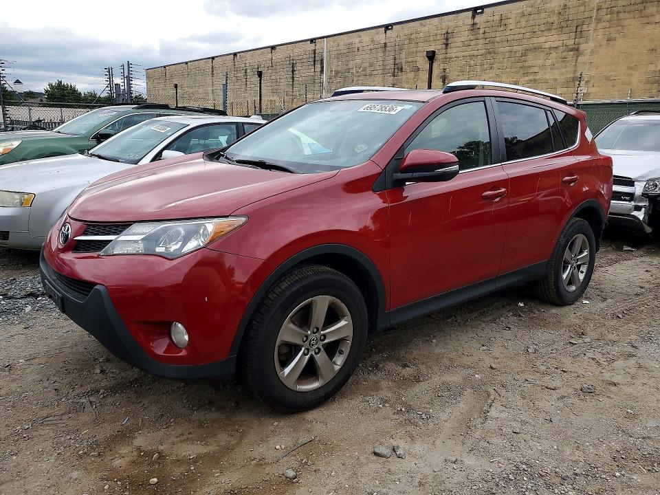 TOYOTA RAV4 2015 с VIN JTMRFREV0FD129470 - Снимка от търг