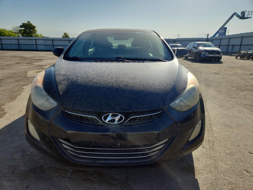 Photo 5 from auction – 2012 HYUNDAI ELANTRA with VIN 5NPDH4AE5CH099580