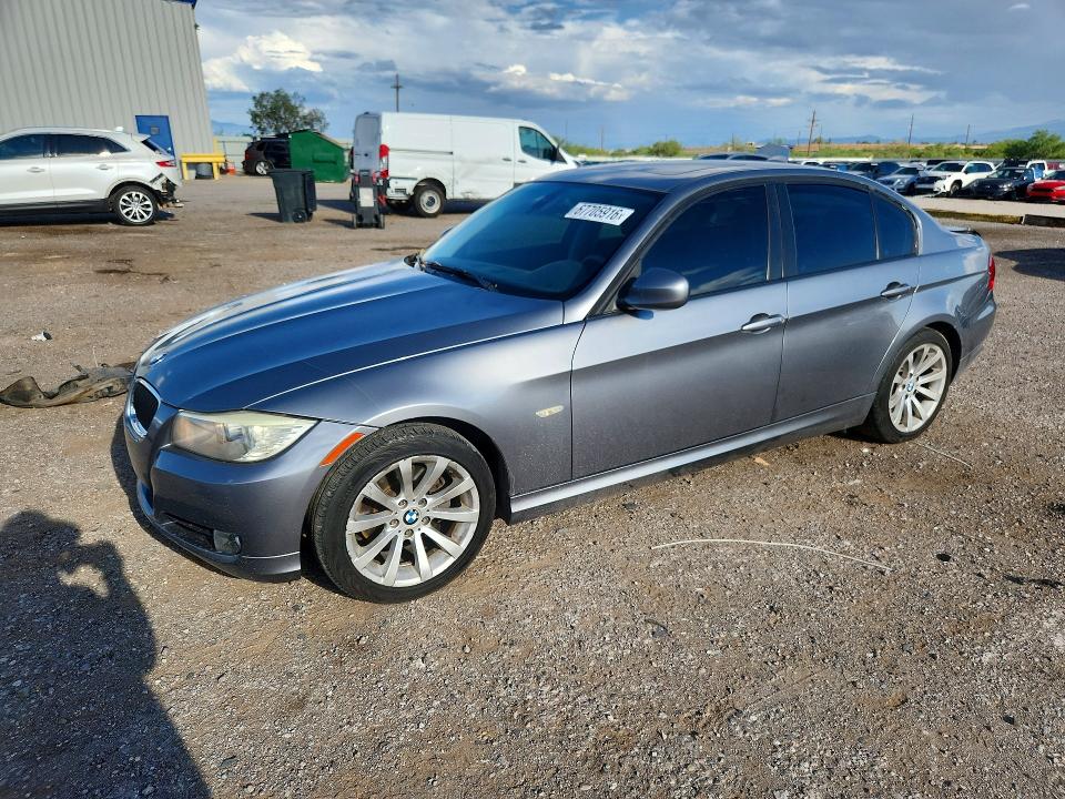 BMW 328 2011 with VIN WBAPH5G54BNM72503 - Photo from auction