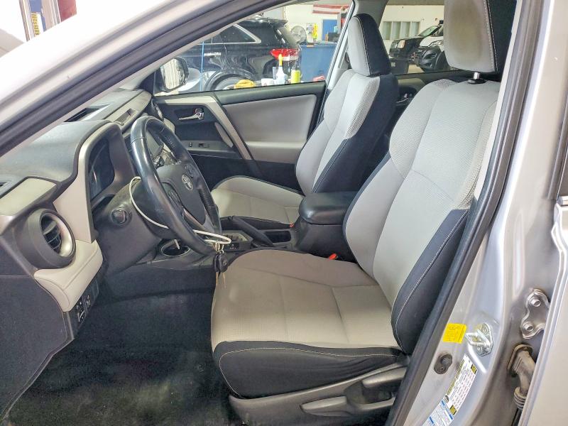 Photo 7 from auction – 2016 TOYOTA RAV4 with VIN 2T3RFREVXGW489320