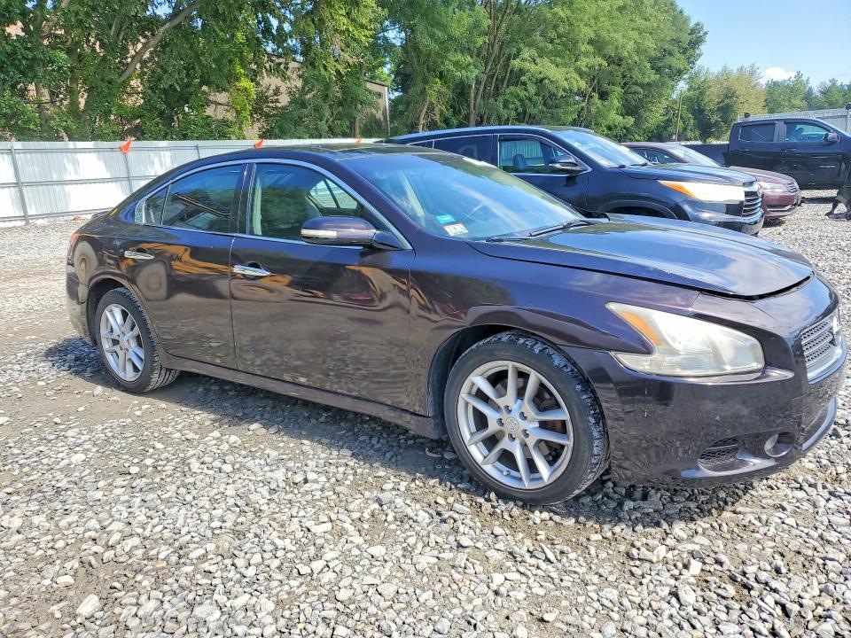 Photo 4 from auction – 2011 NISSAN MAXIMA with VIN 1N4AA5AP4BC836704