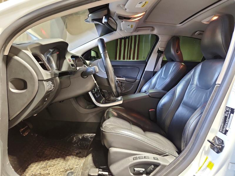 Photo 7 from auction – 2013 VOLVO S60 with VIN YV1612FH4D2232119