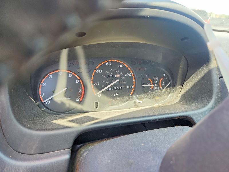 Photo 9 from auction – 2000 HONDA CR-V with VIN JHLRD1872YS006632