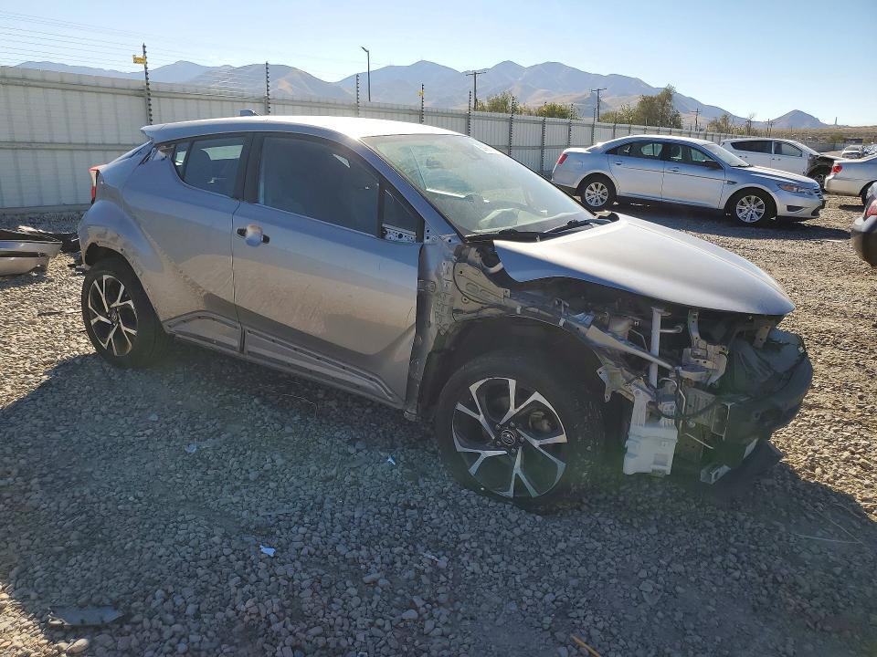 Photo 4 from auction – 2019 TOYOTA C-HR with VIN NMTKHMBX7KR069950
