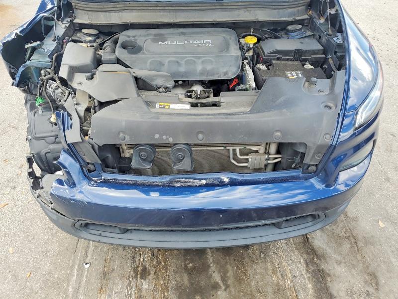 Foto 12 de la subasta – 2018 JEEP CHEROKEE con VIN 1C4PJLCB7JD595305