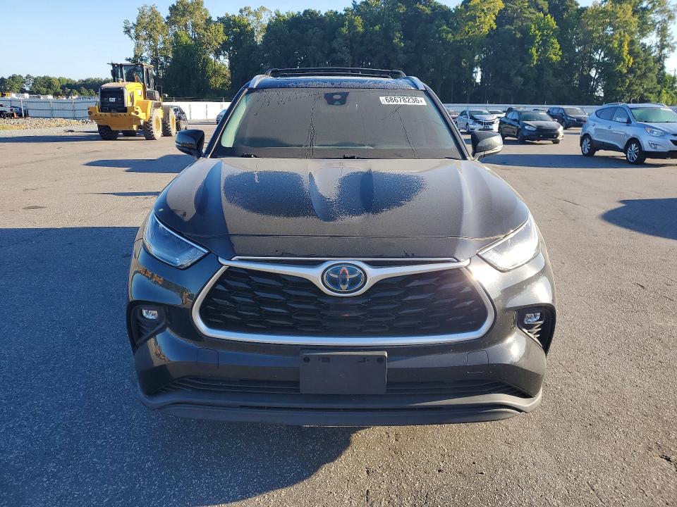 Photo 5 from auction – 2021 TOYOTA HIGHLANDER with VIN 5TDHBRCH6MS521357