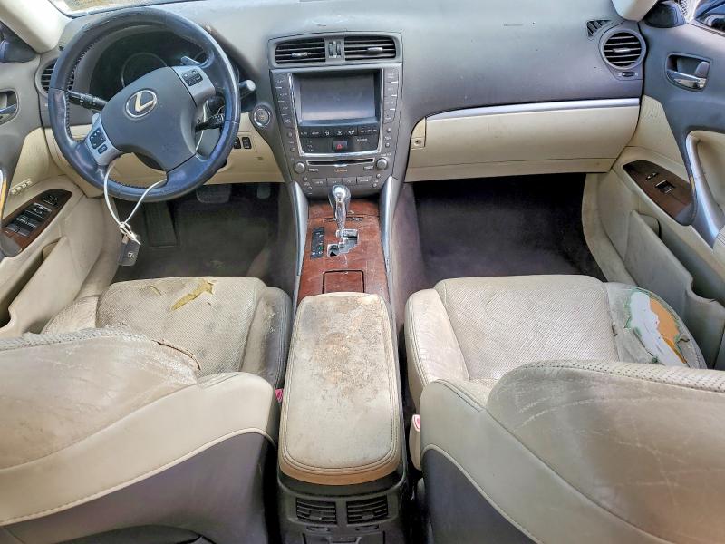 Photo 8 from auction – 2011 LEXUS IS with VIN JTHCE5C2XB5001136