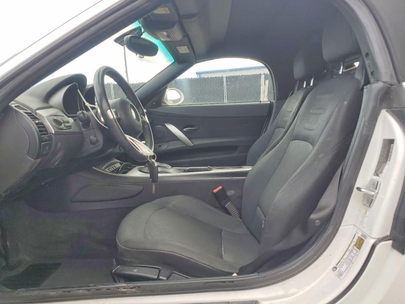 Photo 7 from auction – 2007 BMW Z4 with VIN 4USBU33507LW73623