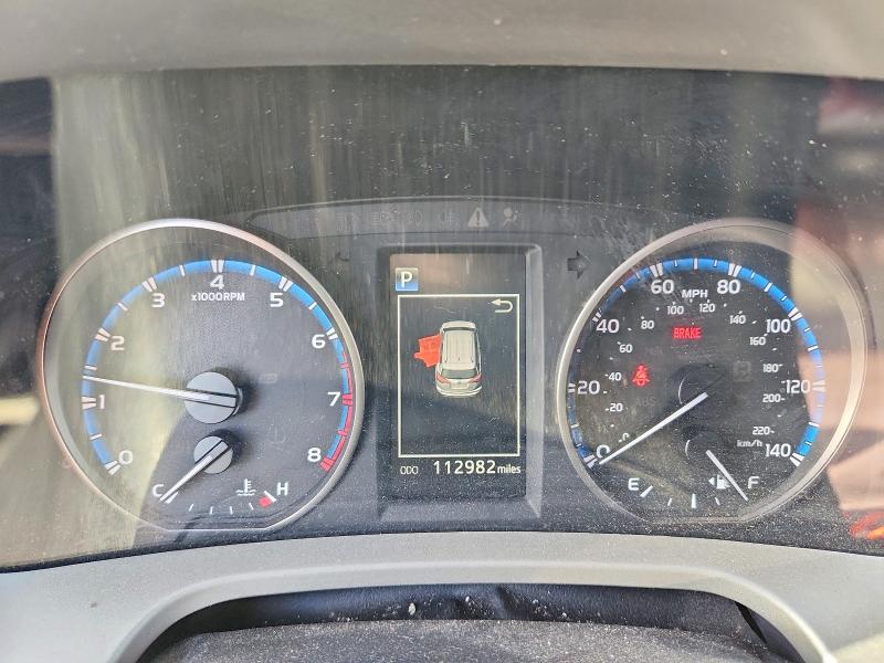 Photo 9 from auction – 2017 TOYOTA RAV4 with VIN 2T3ZFREV3HW369957