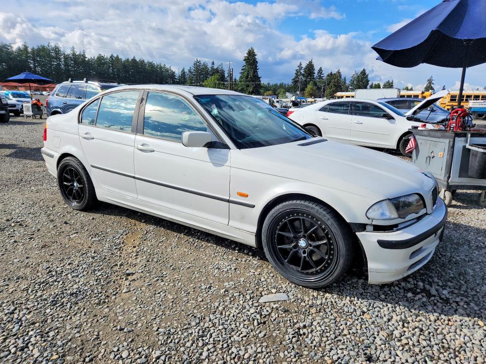 Photo 4 from auction – 2001 BMW 325 with VIN WBAAV33451FV02116