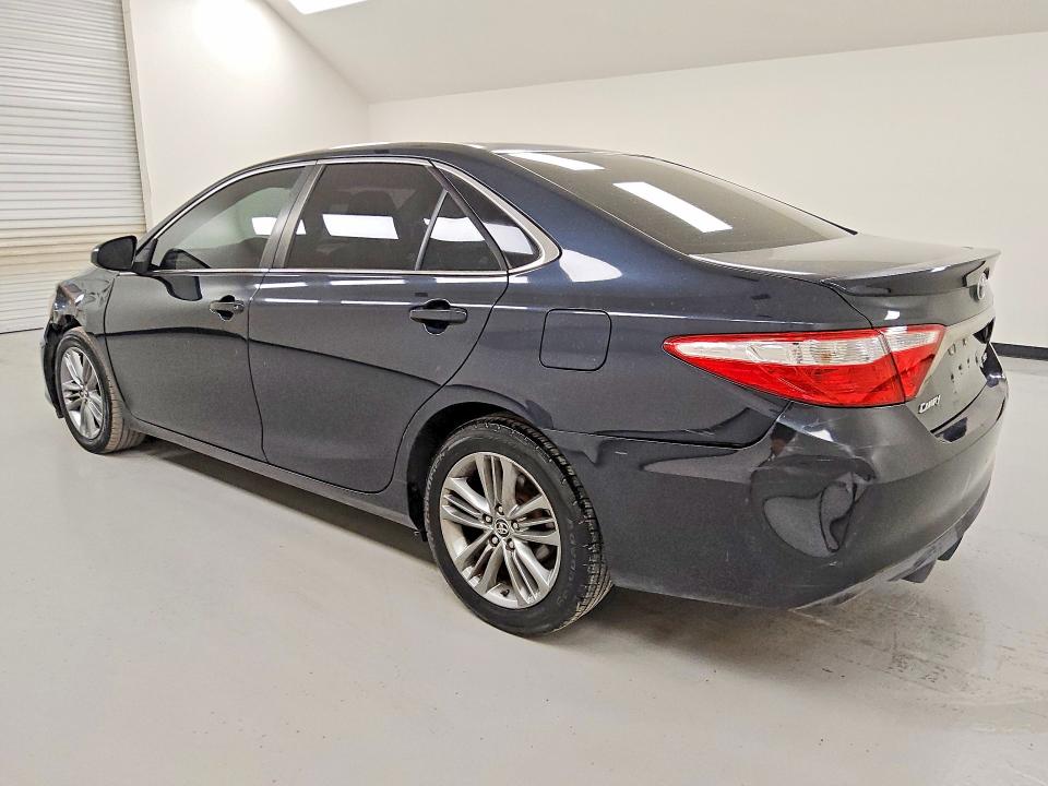 Снимка 2 от търг – 2017 TOYOTA CAMRY с VIN 4T1BF1FK5HU392530