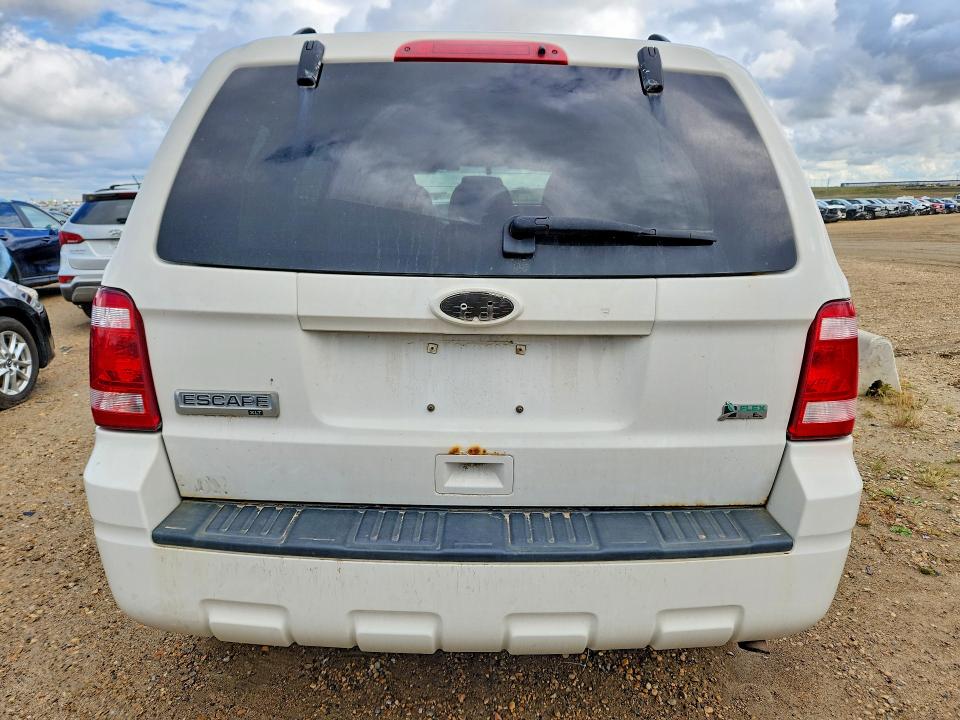Photo 6 from auction – 2011 FORD ESCAPE with VIN 1FMCU9DG4BKA23362