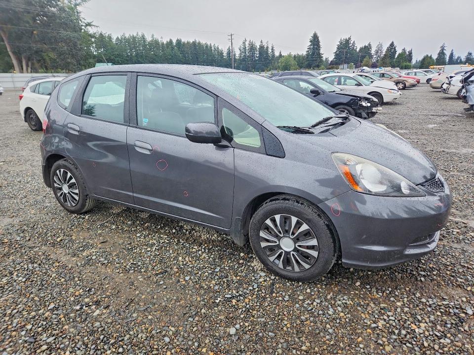Photo 4 from auction – 2013 HONDA FIT with VIN JHMGE8H33DC002437