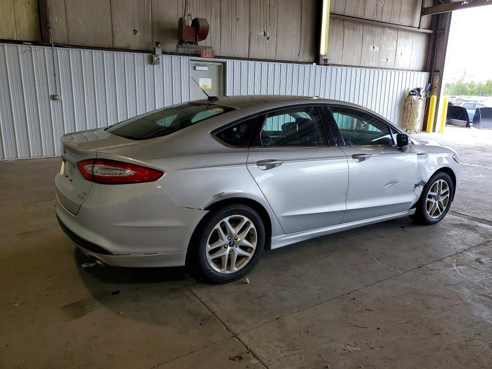 Zdjęcie 3 z aukcji – 2014 FORD FUSION z VIN 1FA6P0HD9E5404430
