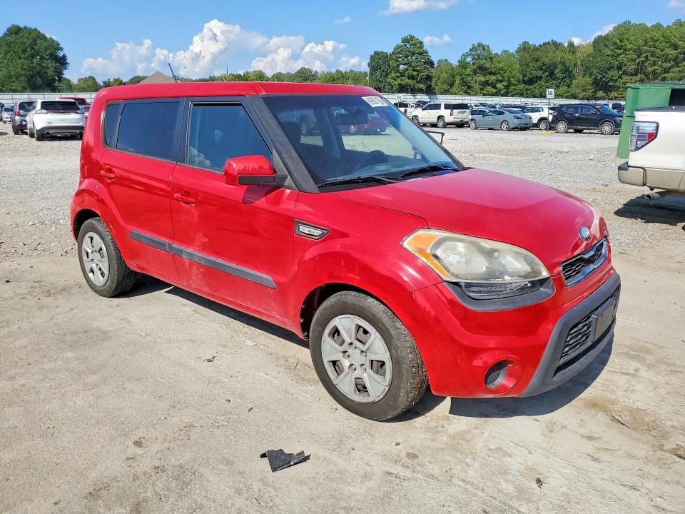 Photo 4 from auction – 2013 KIA SOUL with VIN KNDJT2A57D7615269