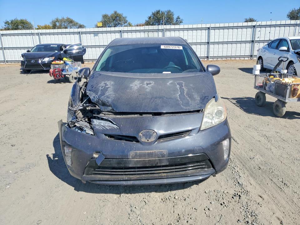 Снимка 5 от търг – 2012 TOYOTA PRIUS с VIN JTDKN3DU2C1525133