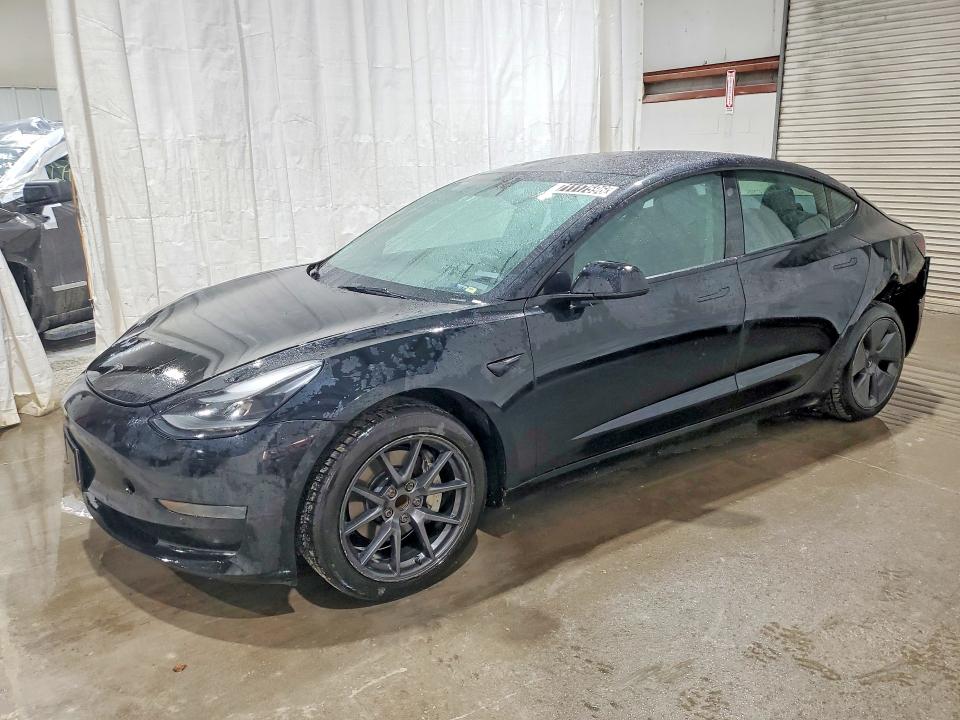 Photo 1 from auction – 2022 TESLA MODEL 3 with VIN 5YJ3E1EA9NF371169