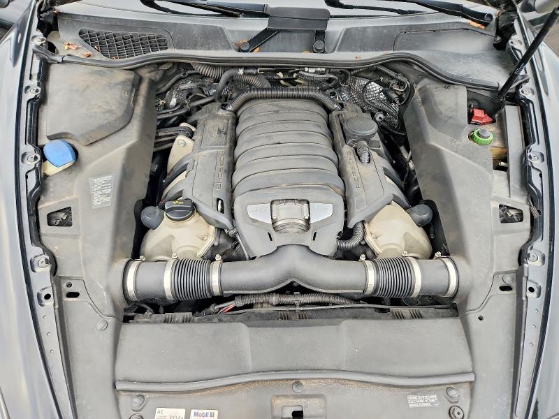 Photo 12 from auction – 2013 PORSCHE CAYENNE with VIN WP1AD2A28DLA74774