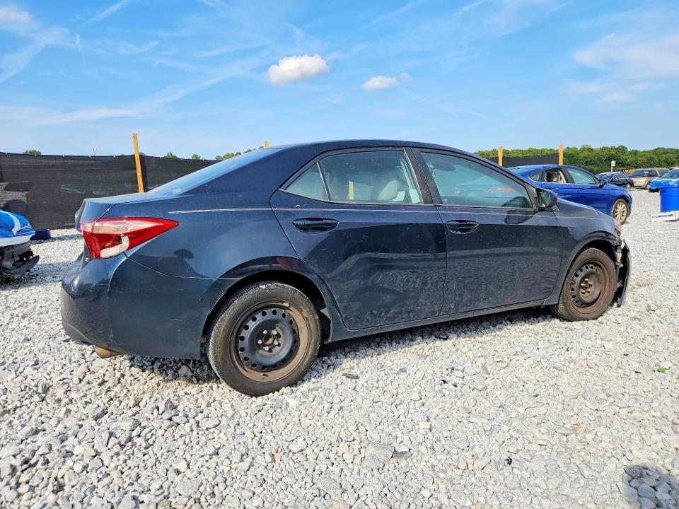 Photo 3 from auction – 2017 TOYOTA COROLLA with VIN 2T1BURHE3HC826506