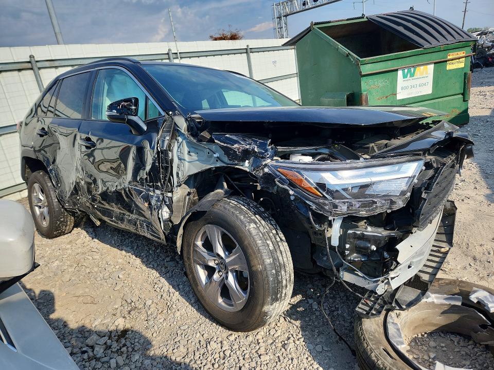 Photo 4 from auction – 2025 TOYOTA RAV4 with VIN 2T3W1RFV9SW393509