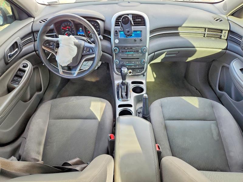 Photo 8 from auction – 2015 CHEVROLET MALIBU with VIN 1G11B5SL8FF301682