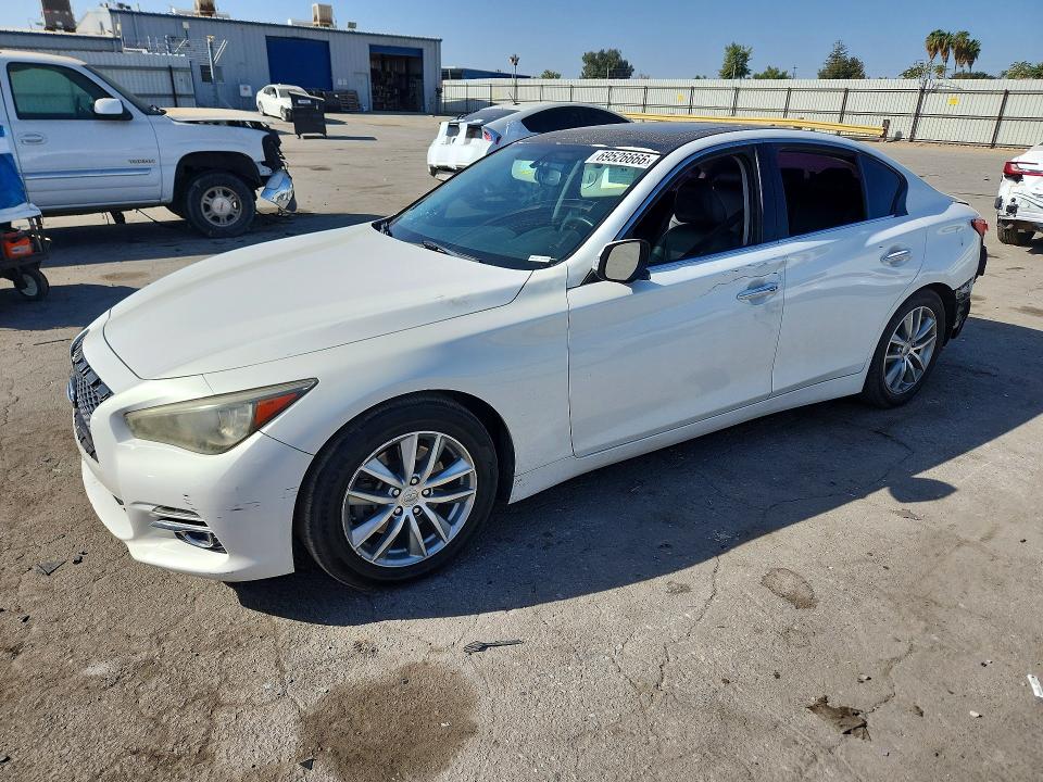 INFINITI Q50 2015 with VIN JN1BV7AP9FM356157 - Photo from auction