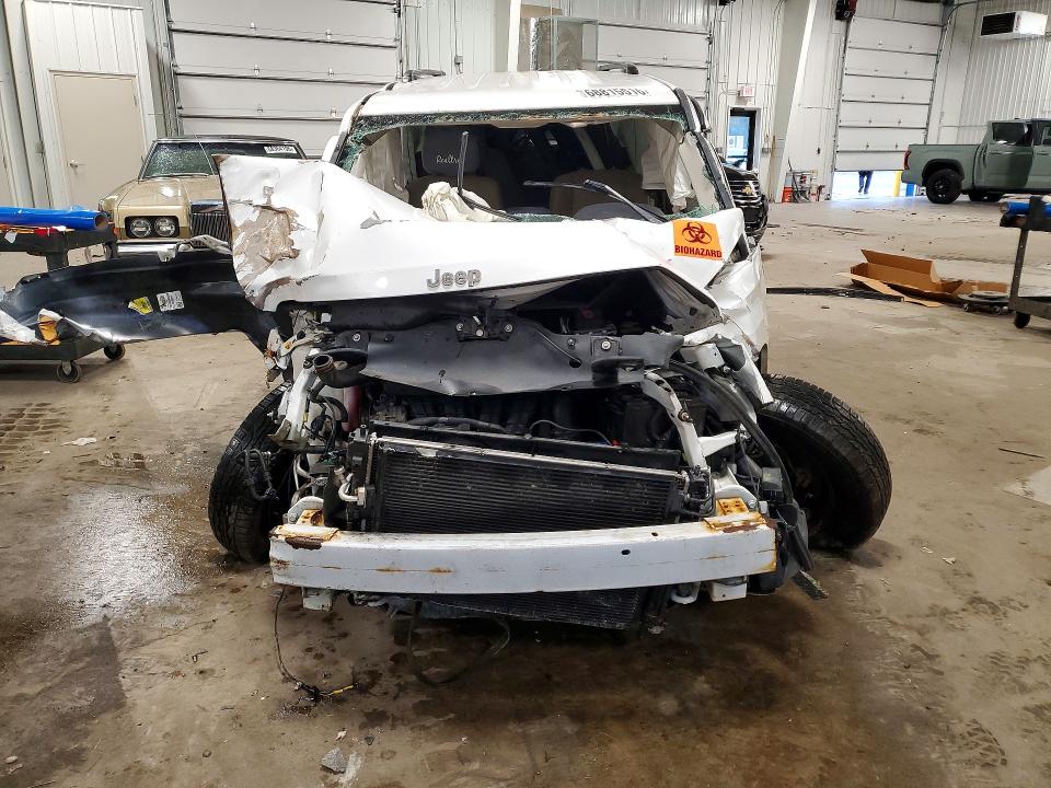 Photo 5 from auction – 2015 JEEP PATRIOT with VIN 1C4NJPBB3FD329206