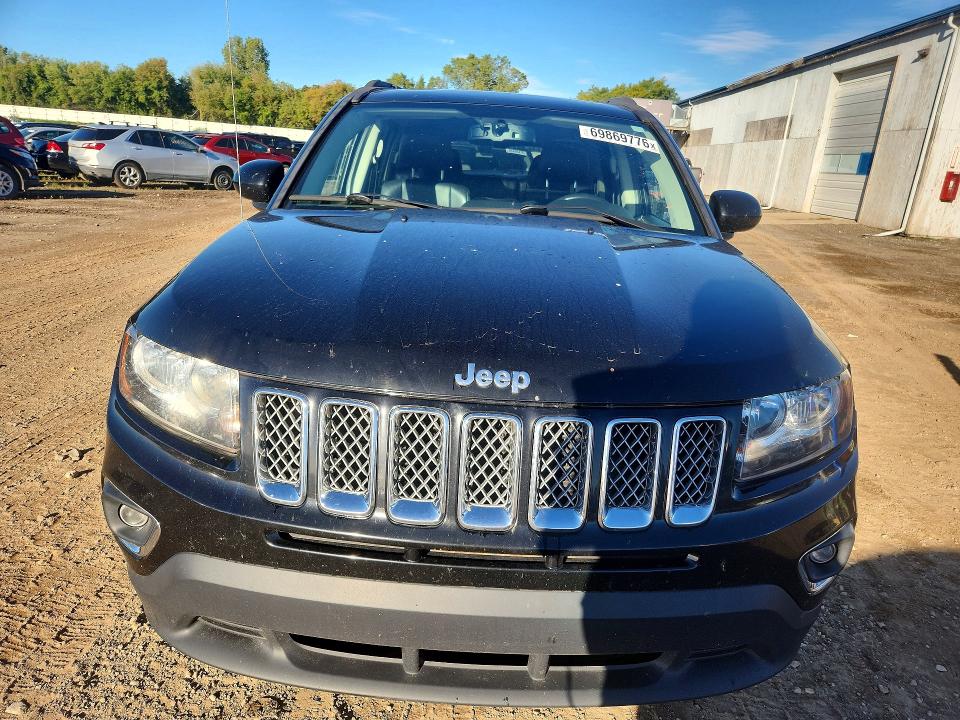 Foto 5 de la subasta – 2016 JEEP COMPASS con VIN 1C4NJDEB3GD809466