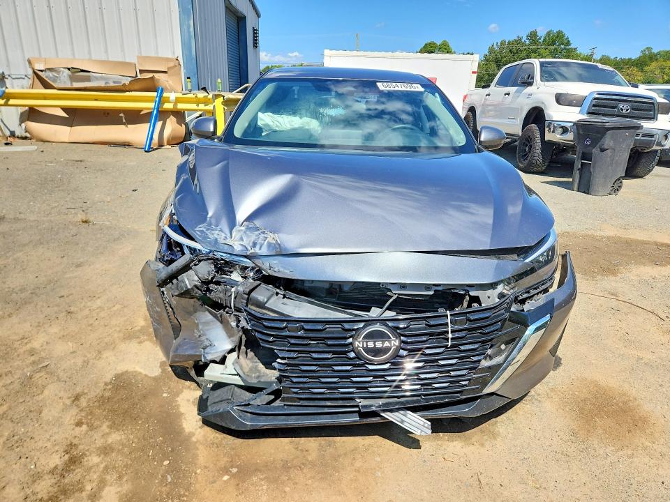 Photo 5 from auction – 2024 NISSAN SENTRA with VIN 3N1AB8CV0RY216733