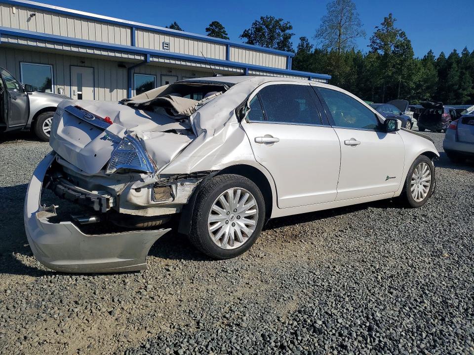 Фото 3 с аукциона – 2011 FORD FUSION с VIN 3FADP0L30BR129867
