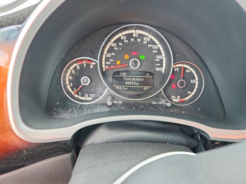 Photo 9 from auction – 2013 VOLKSWAGEN BEETLE with VIN 3VWJP7AT4DM653612