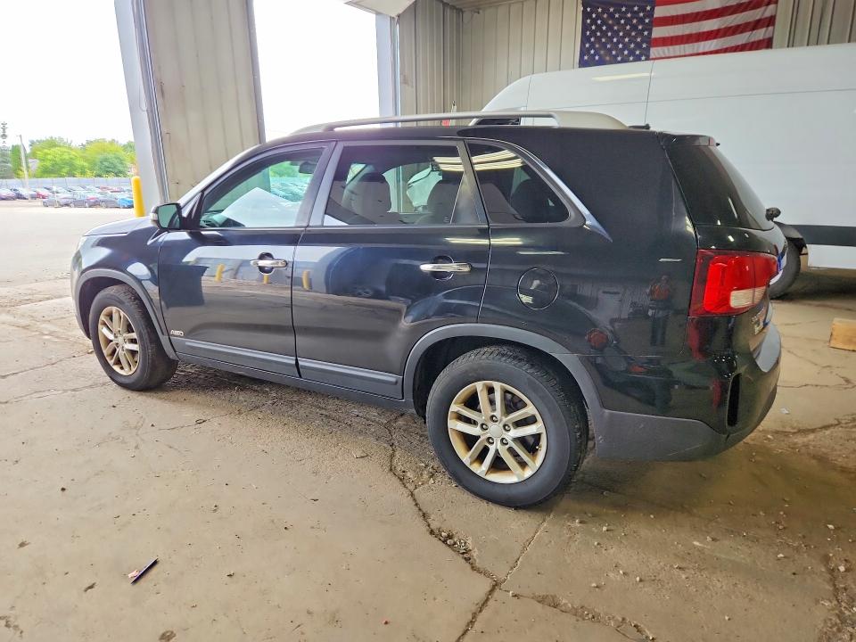 Photo 2 from auction – 2015 KIA SORENTO with VIN 5XYKTDA78FG606782