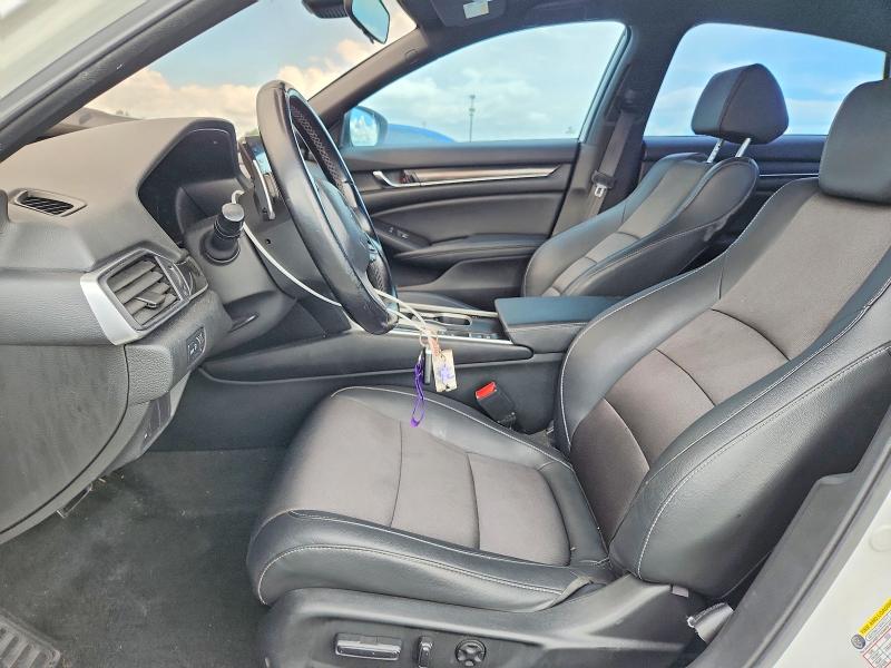Снимка 7 от търг – 2021 HONDA ACCORD с VIN 1HGCV1F1XMA016647