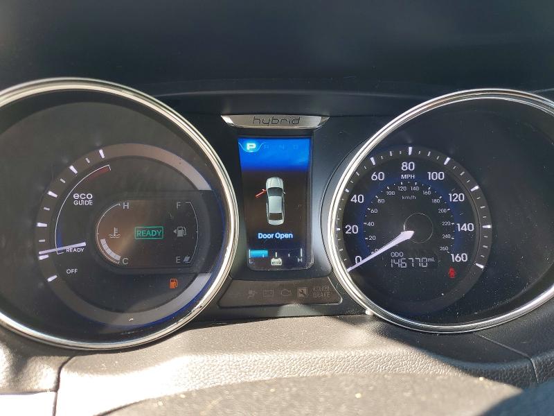 Photo 9 from auction – 2013 HYUNDAI SONATA with VIN KMHEC4A40DA098092