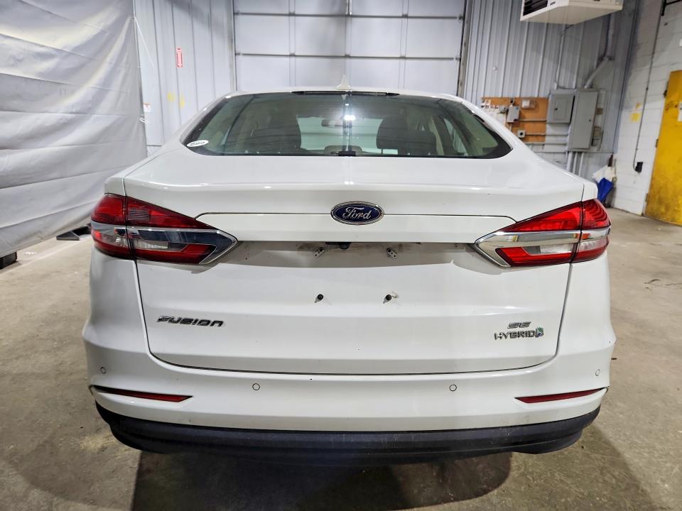 Zdjęcie 6 z aukcji – 2019 FORD FUSION z VIN 3FA6P0LU8KR124563