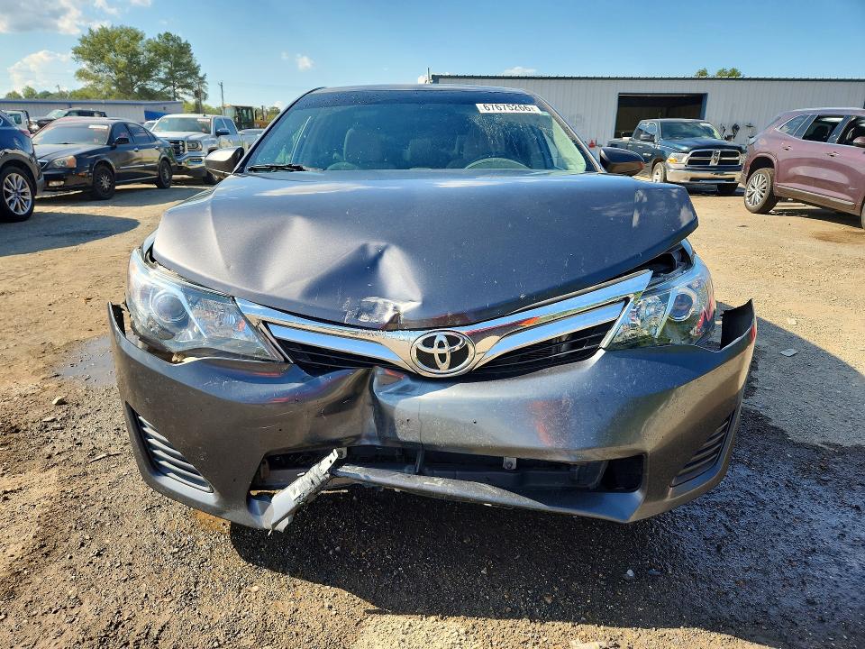 Photo 5 from auction – 2012 TOYOTA CAMRY with VIN 4T1BF1FK9CU127568