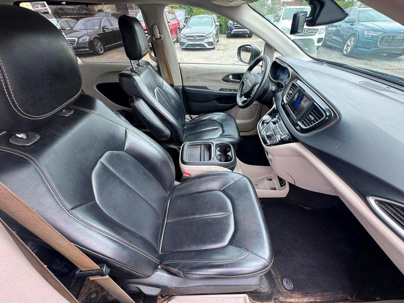 Photo 5 from auction – 2020 CHRYSLER VOYAGER with VIN 2C4RC1DG4LR164552