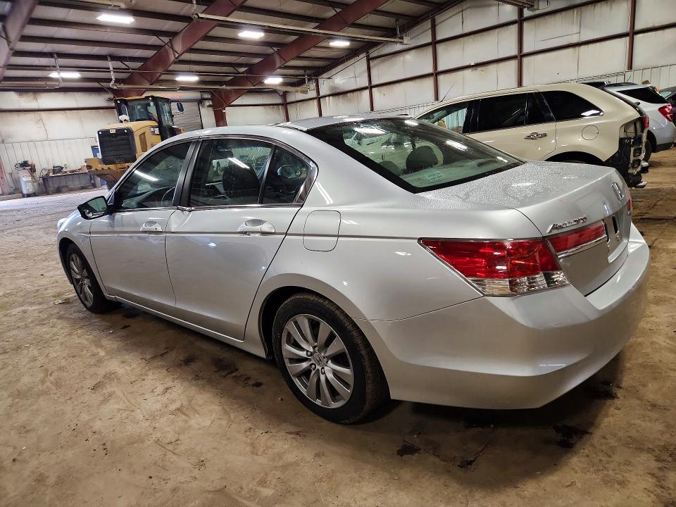 Photo 2 from auction – 2012 HONDA ACCORD with VIN 1HGCP2F72CA067918