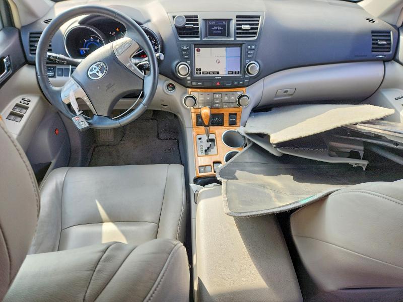 Photo 8 from auction – 2008 TOYOTA HIGHLANDER with VIN JTEEW44A282006019