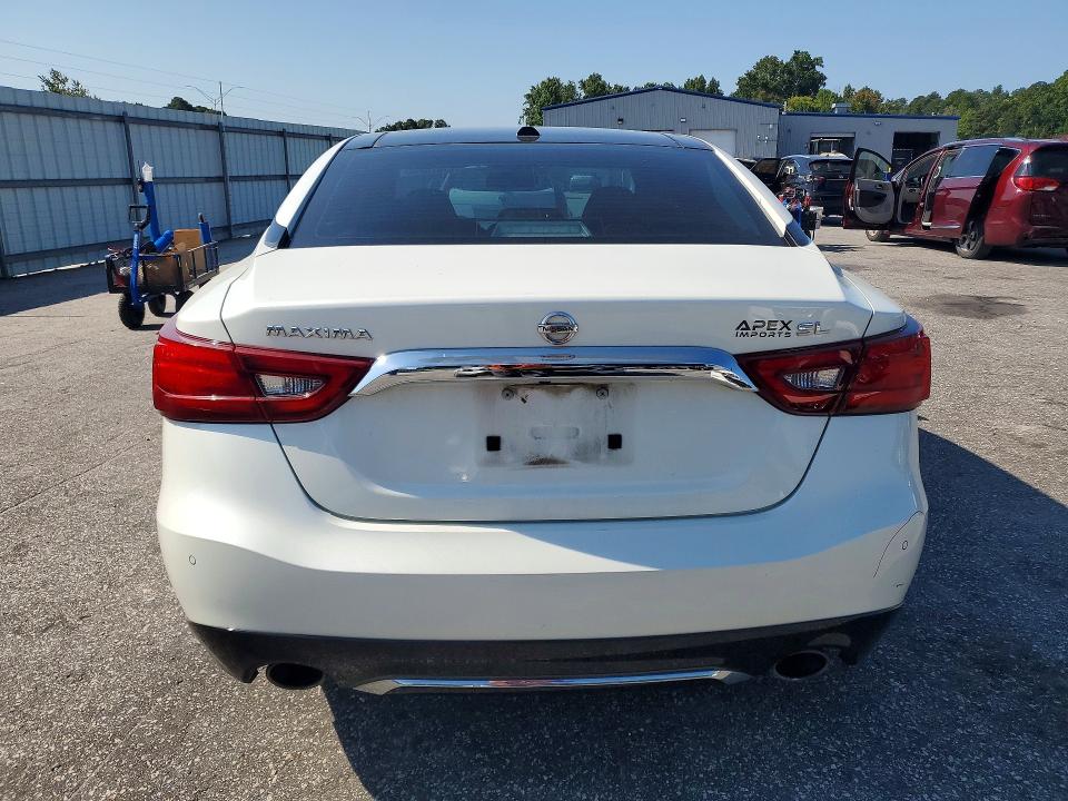 Снимка 6 от търг – 2017 NISSAN MAXIMA с VIN 1N4AA6AP6HC387167