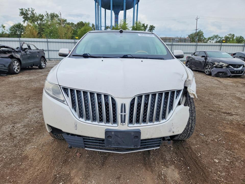 Photo 5 from auction – 2012 LINCOLN MKX with VIN 2LMDJ8JK4CBL16078