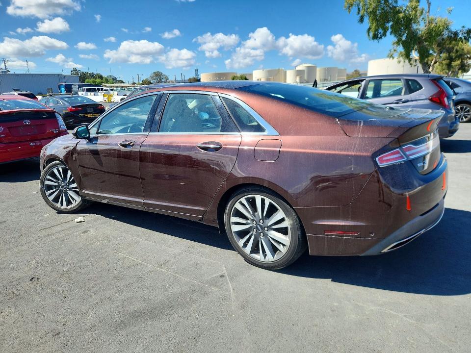 Photo 2 from auction – 2019 LINCOLN MKZ with VIN 3LN6L5EC7KR628511