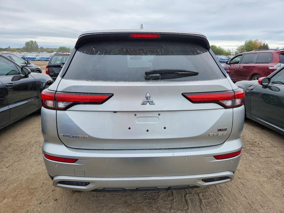 Photo 6 from auction – 2023 MITSUBISHI OUTLANDER with VIN JA4T5UA92PZ614485