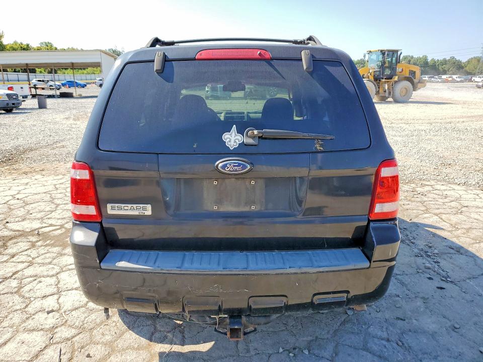 Photo 6 from auction – 2009 FORD ESCAPE with VIN 1FMCU03729KA17633