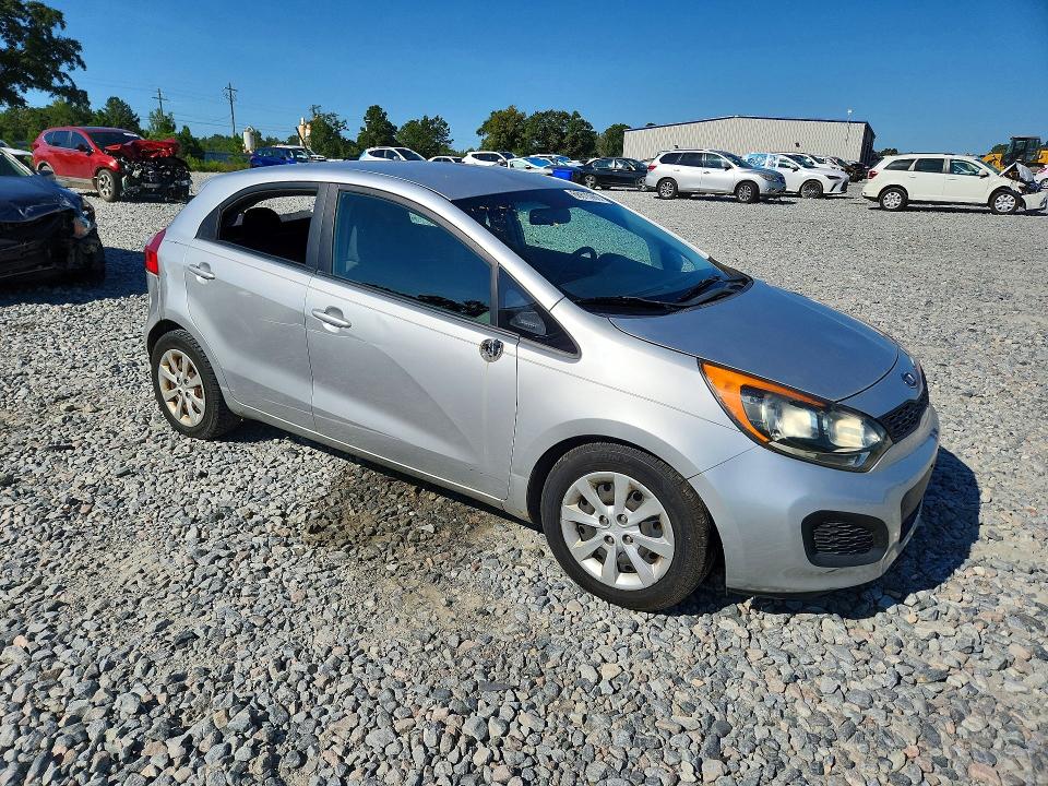 Photo 4 from auction – 2013 KIA RIO with VIN KNADM5A36D6128383