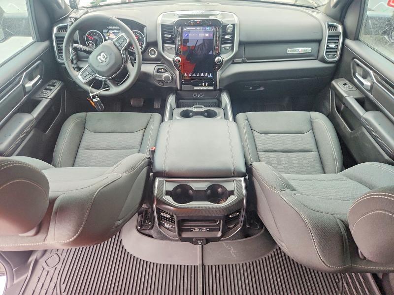 Zdjęcie 8 z aukcji – 2026 RAM 1500 z VIN 1C6RREFP0TN151482