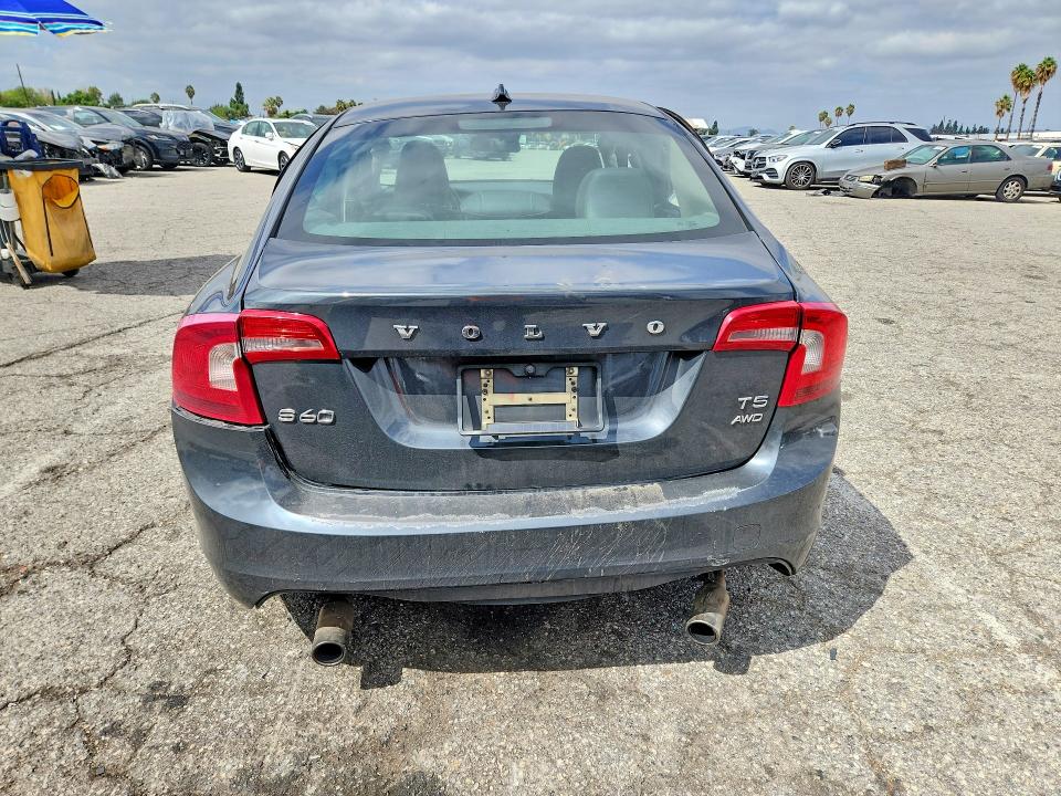 صورة رقم 6 من المزاد - 2013 VOLVO S60 مع VIN YV1612FH0D2200672
