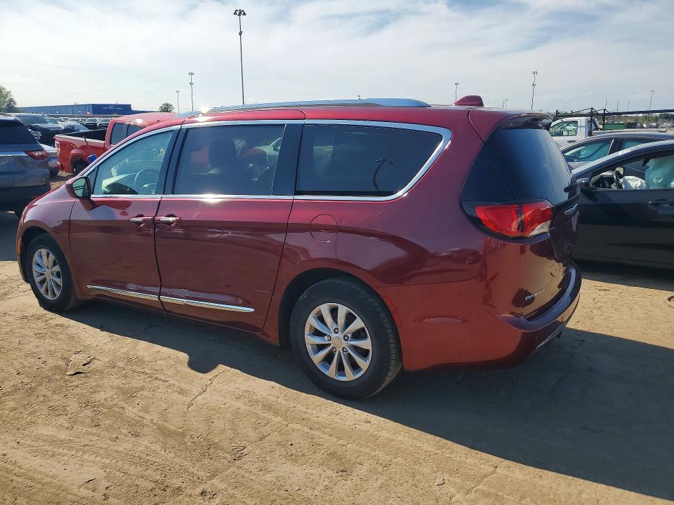 Zdjęcie 2 z aukcji – 2018 CHRYSLER PACIFICA z VIN 2C4RC1BG1JR158076