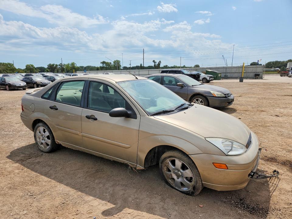 Photo 4 from auction – 2002 FORD FOCUS with VIN 1FAFP38352W132859