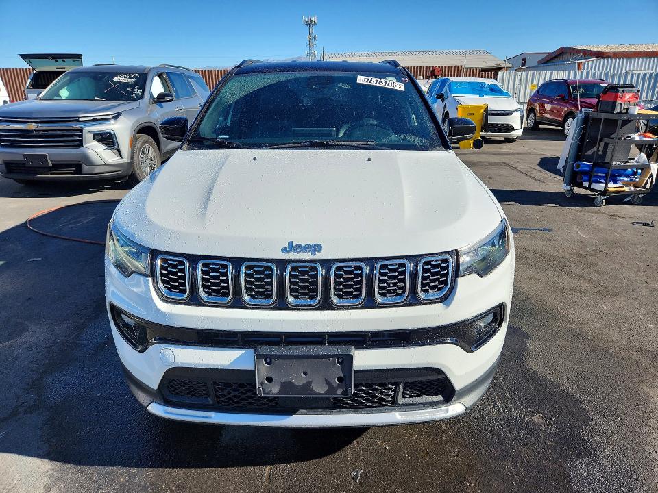 Photo 5 from auction – 2025 JEEP COMPASS with VIN 3C4NJDCN4ST524243